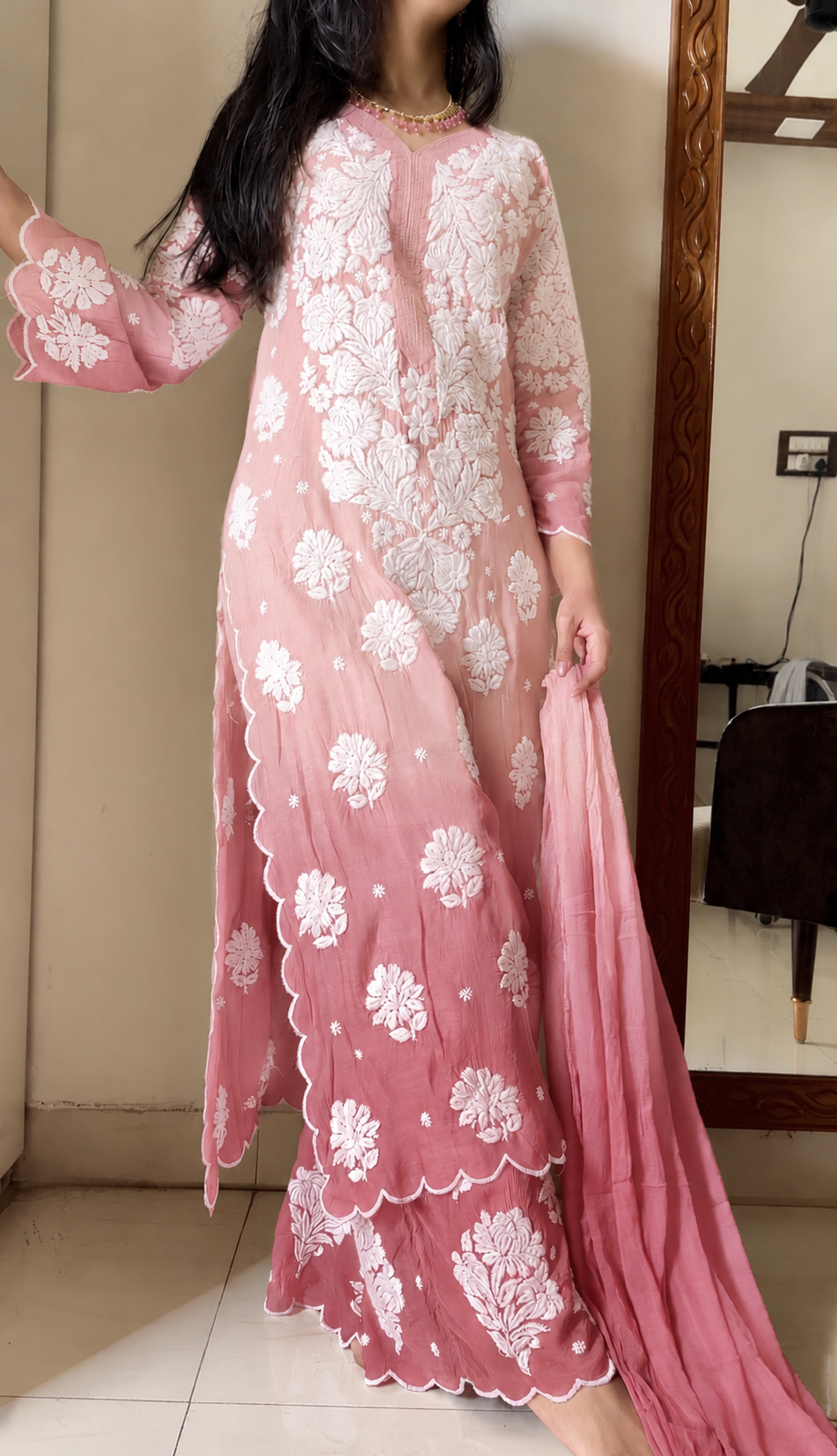 Alia scallop 3D Chikankari Suit set
