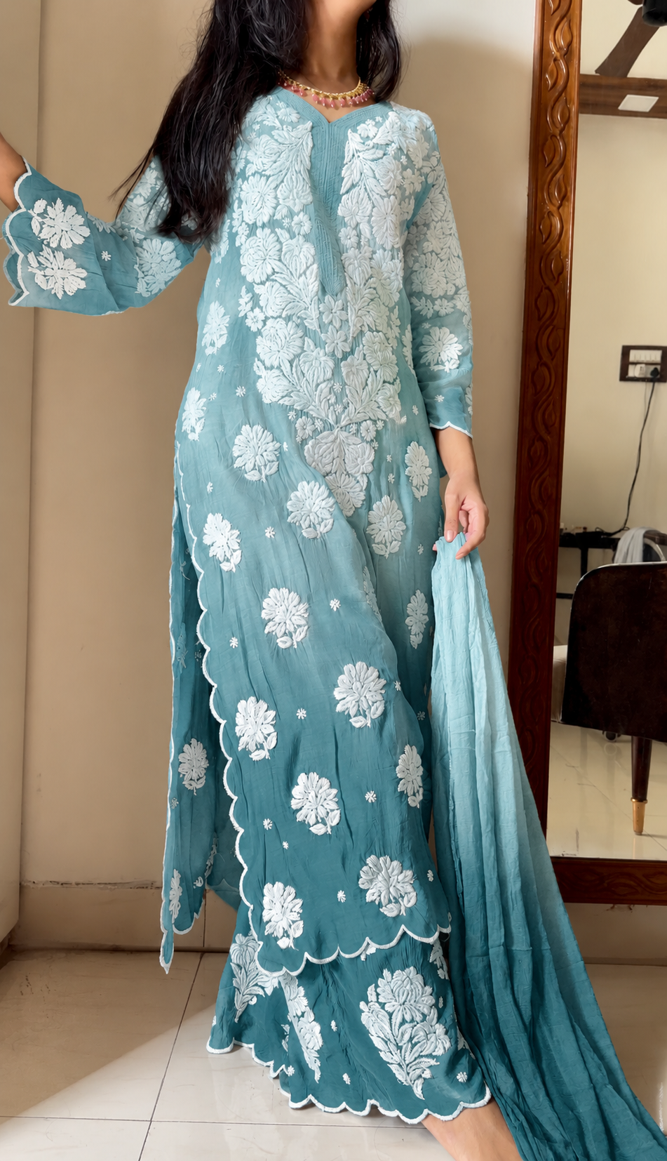 Alia scallop 3D chikankari Suit Set