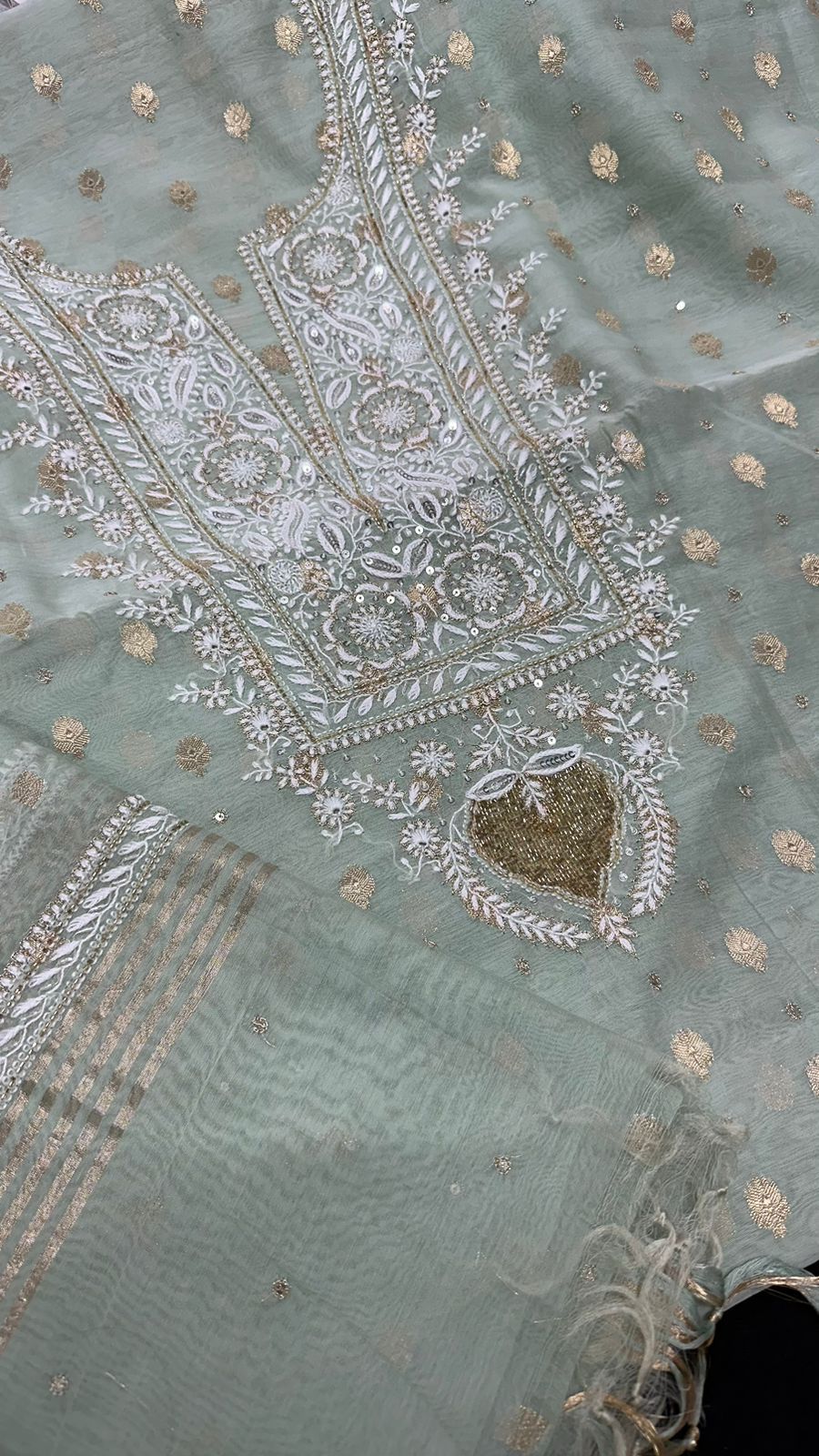 Banarsi weave Unstitched Pure Makhan mul chanderi Suit Sets
