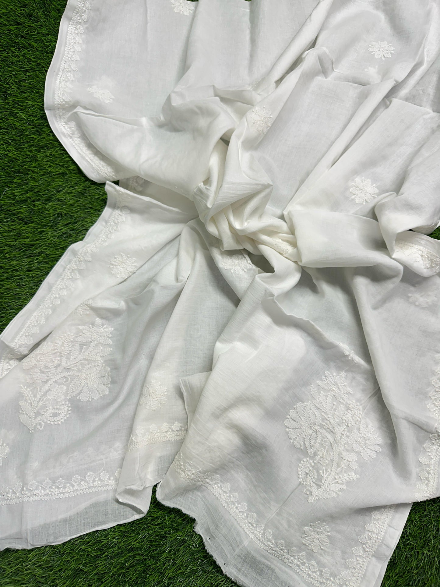 Mul cotton hand embroidered Chikankari dupatta