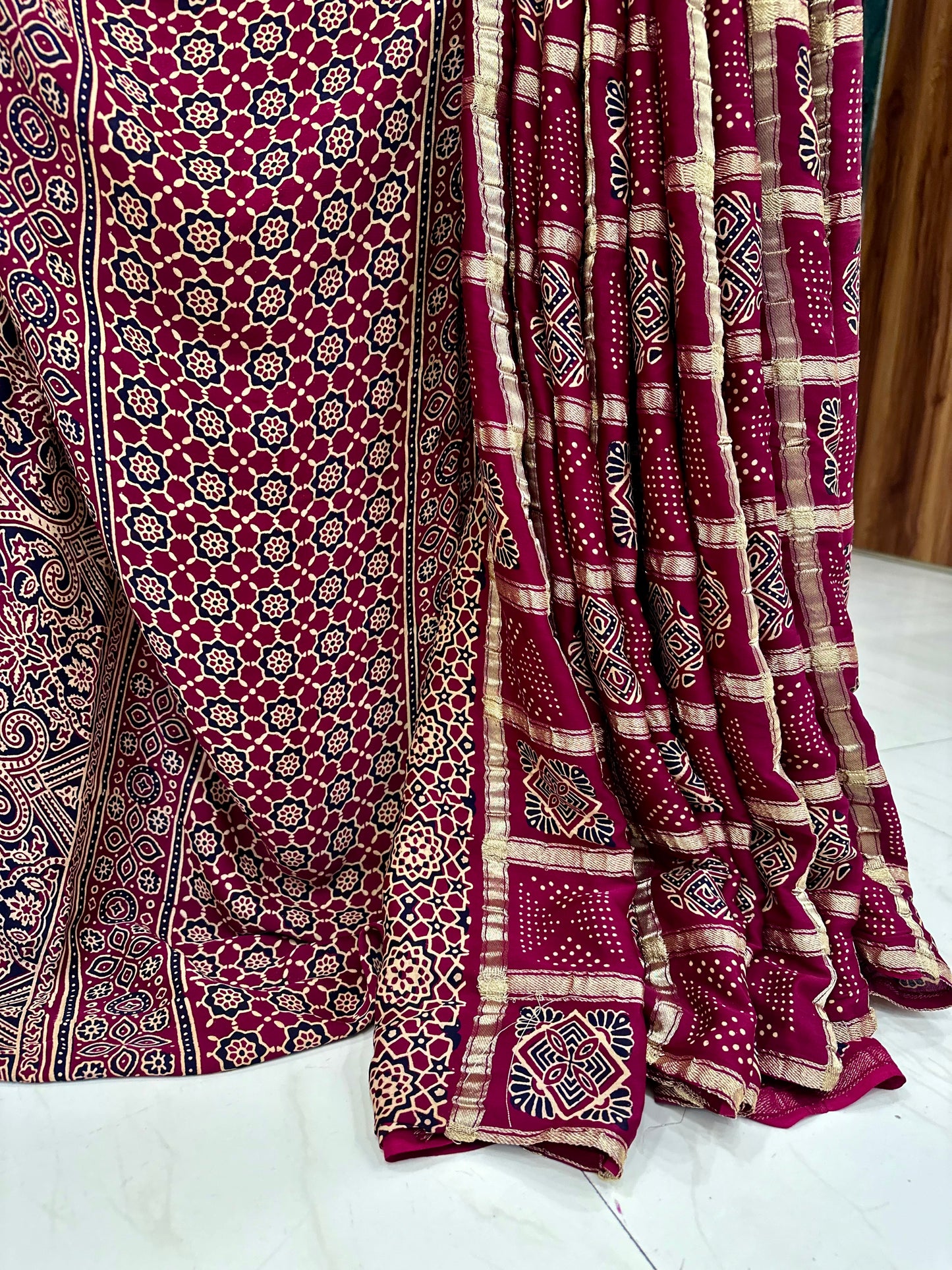 Pure modal gharchola Bandhej bandhani saree
