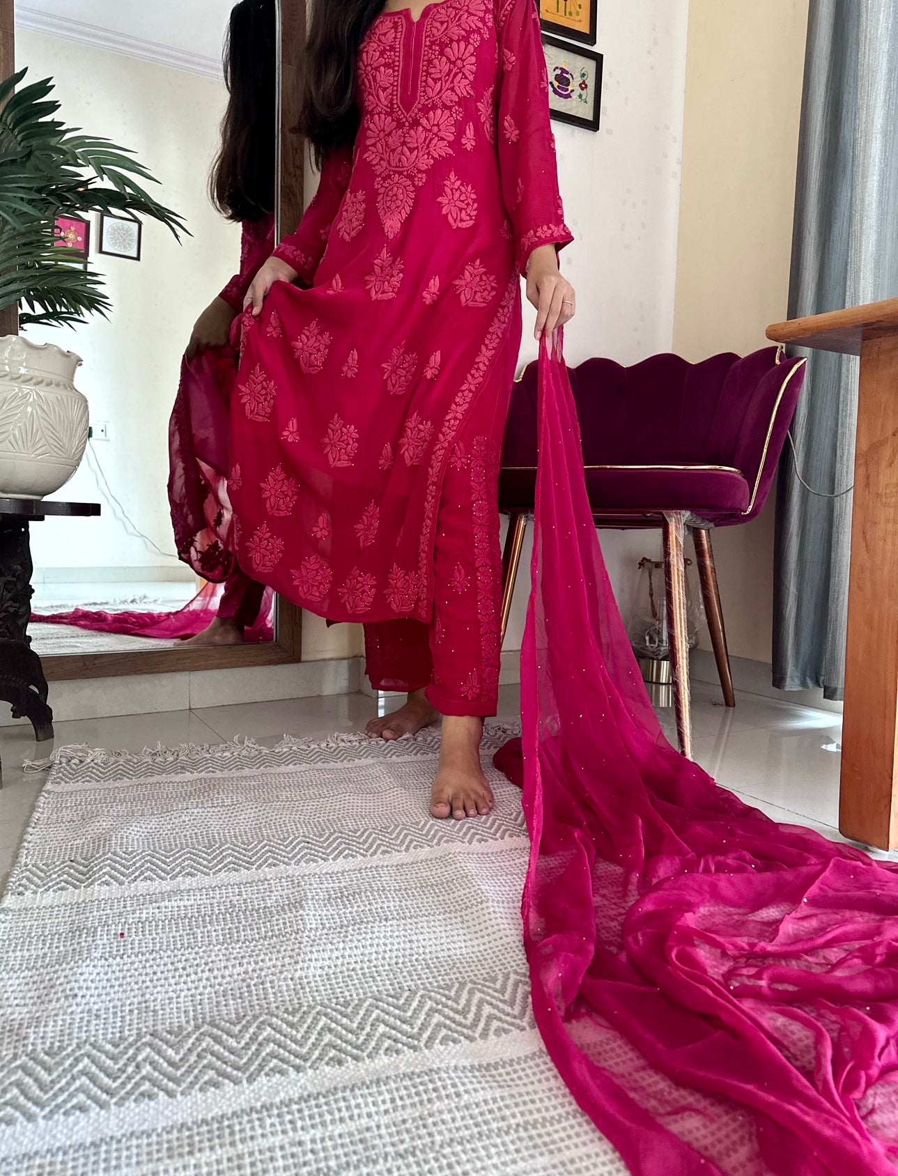 Haniya Rani pink Lucknowi suit set
