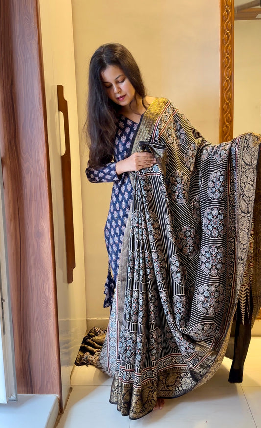 Gauri Pure dola silk saree