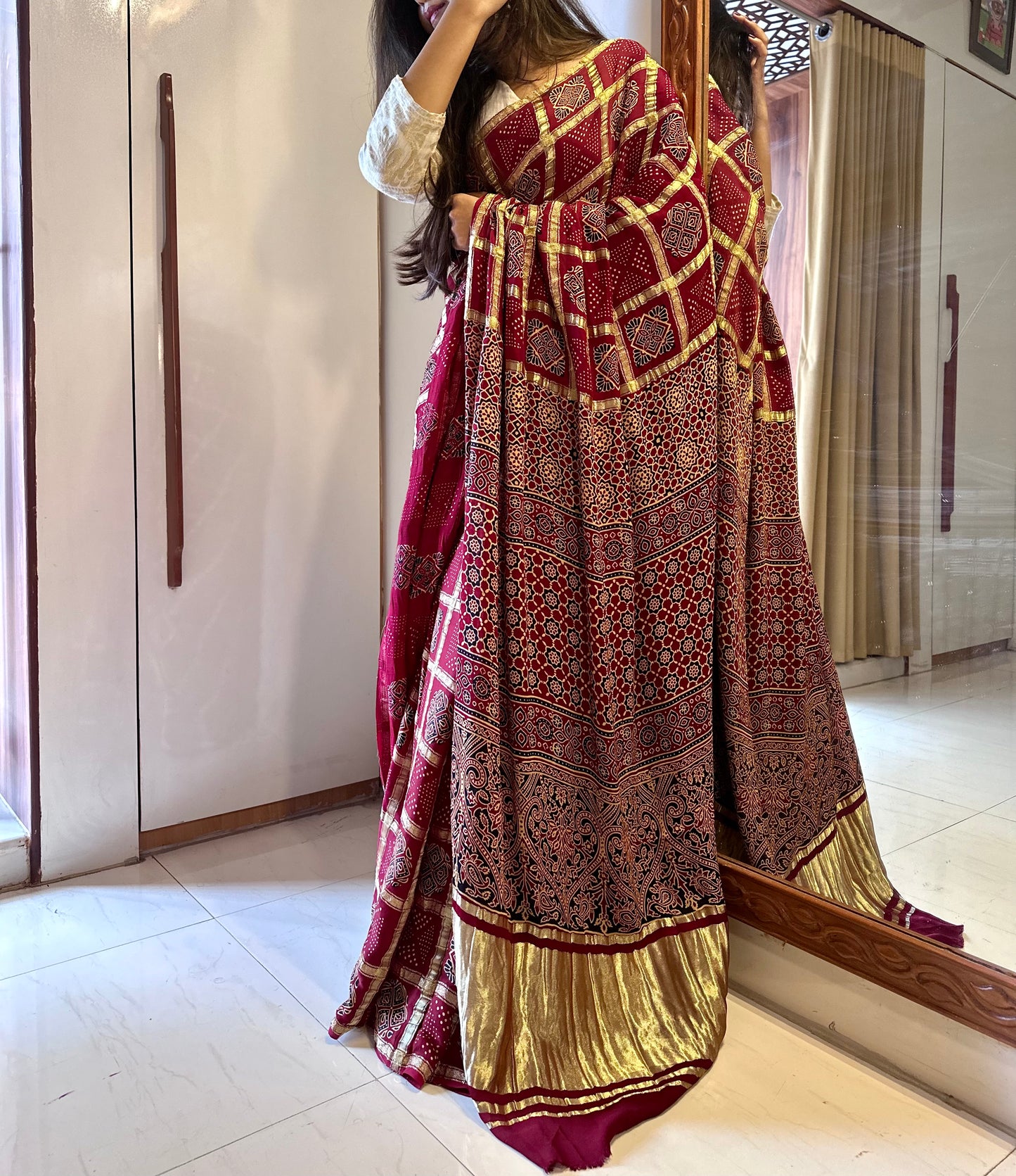 Pure modal gharchola Bandhej bandhani saree