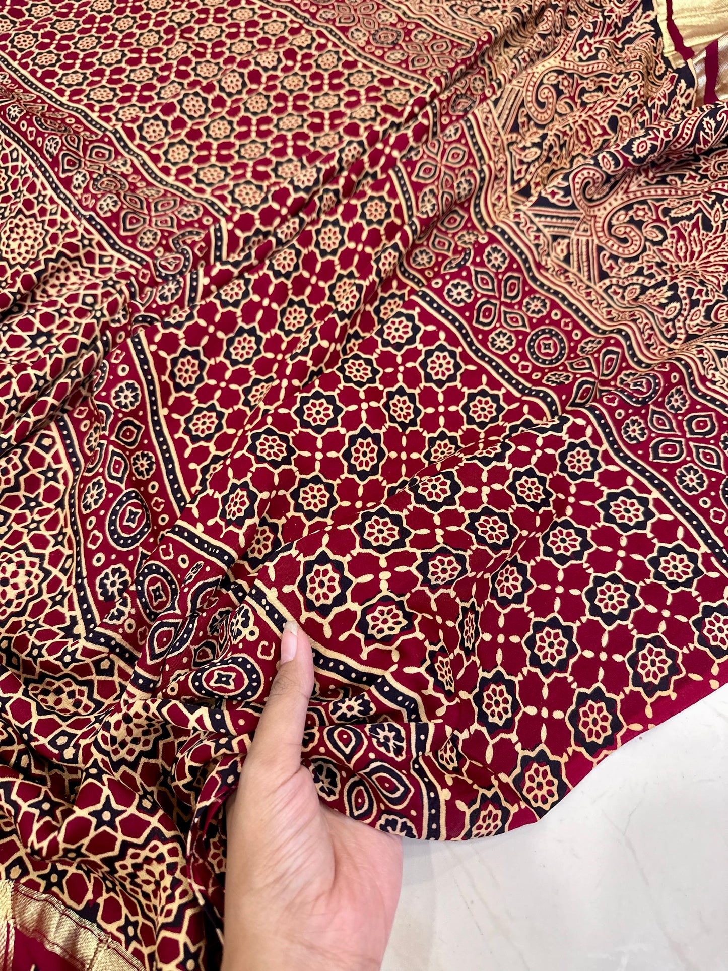 Pure modal gharchola Bandhej bandhani saree