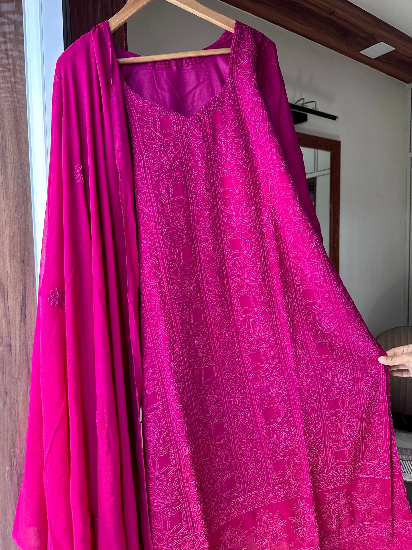 Maharani jaal Work suit set