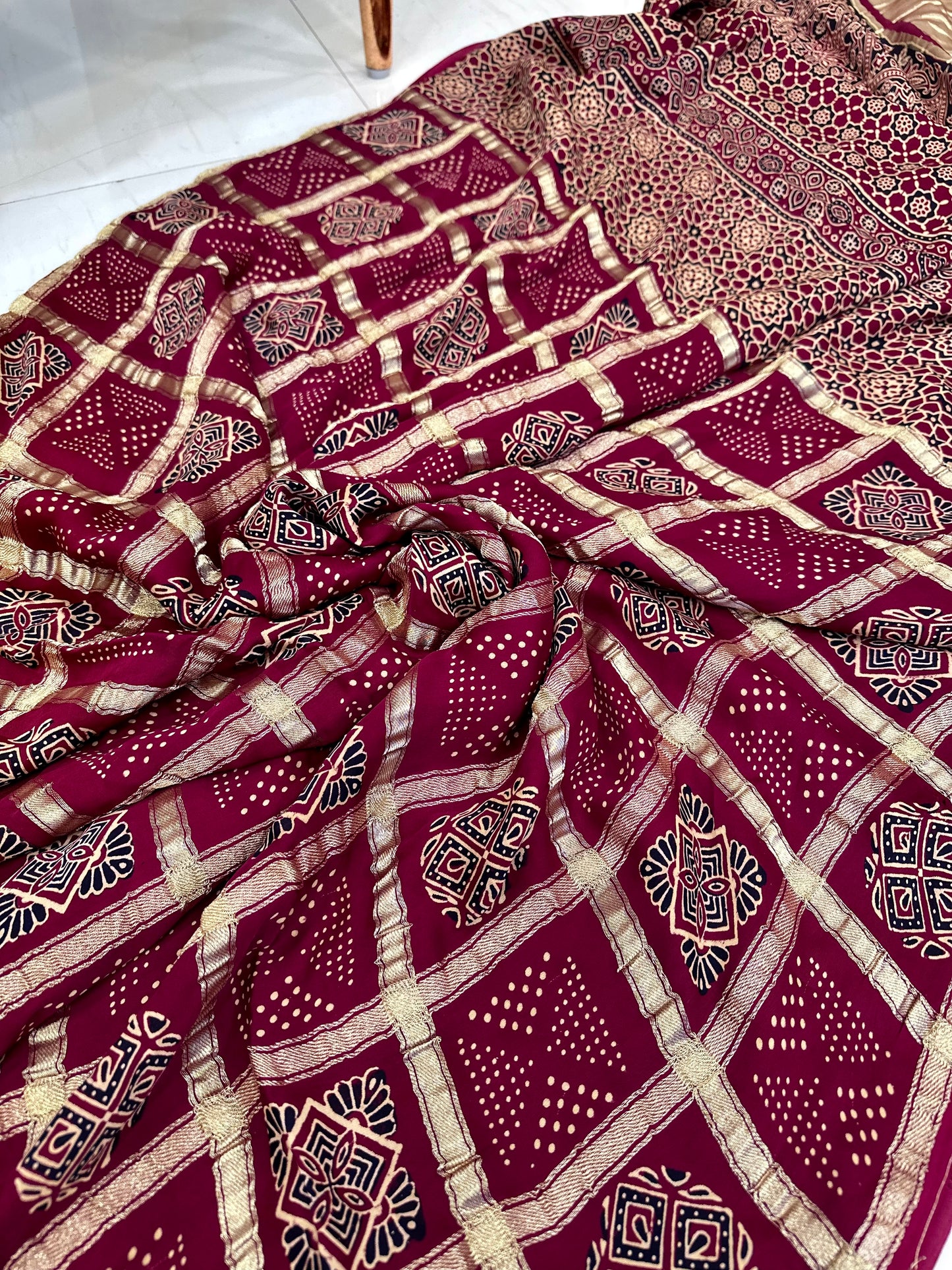 Pure modal gharchola Bandhej bandhani saree