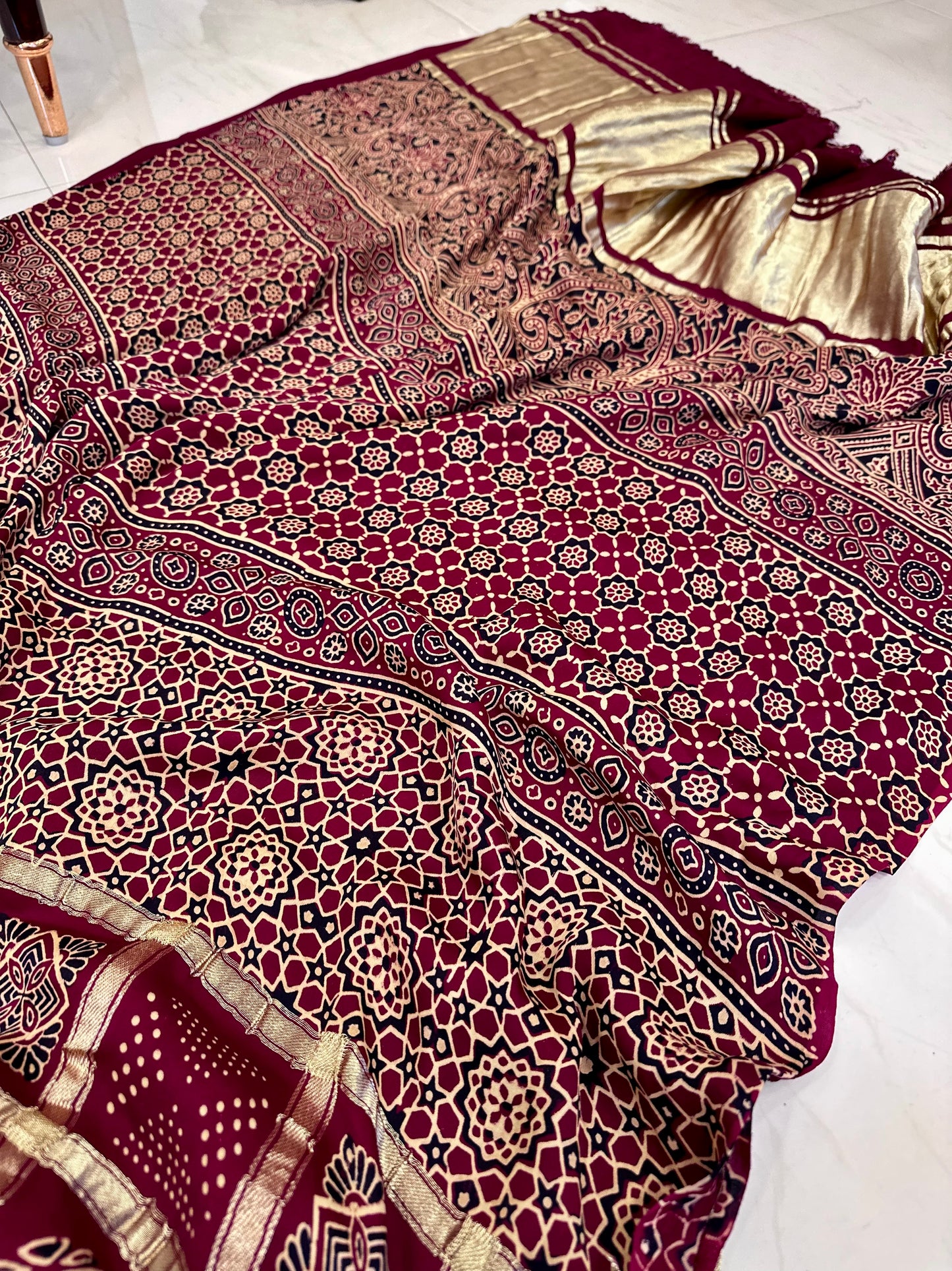 Pure modal gharchola Bandhej bandhani saree