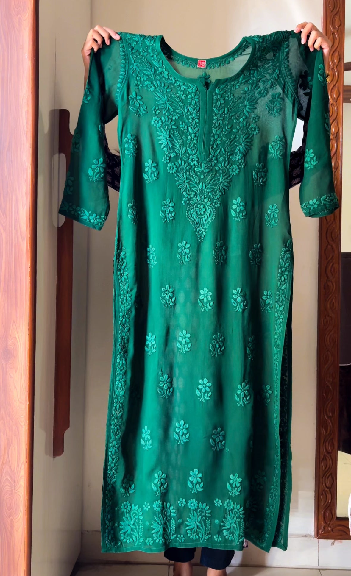 Falguni georgette lucknowi Chikankari Kurta