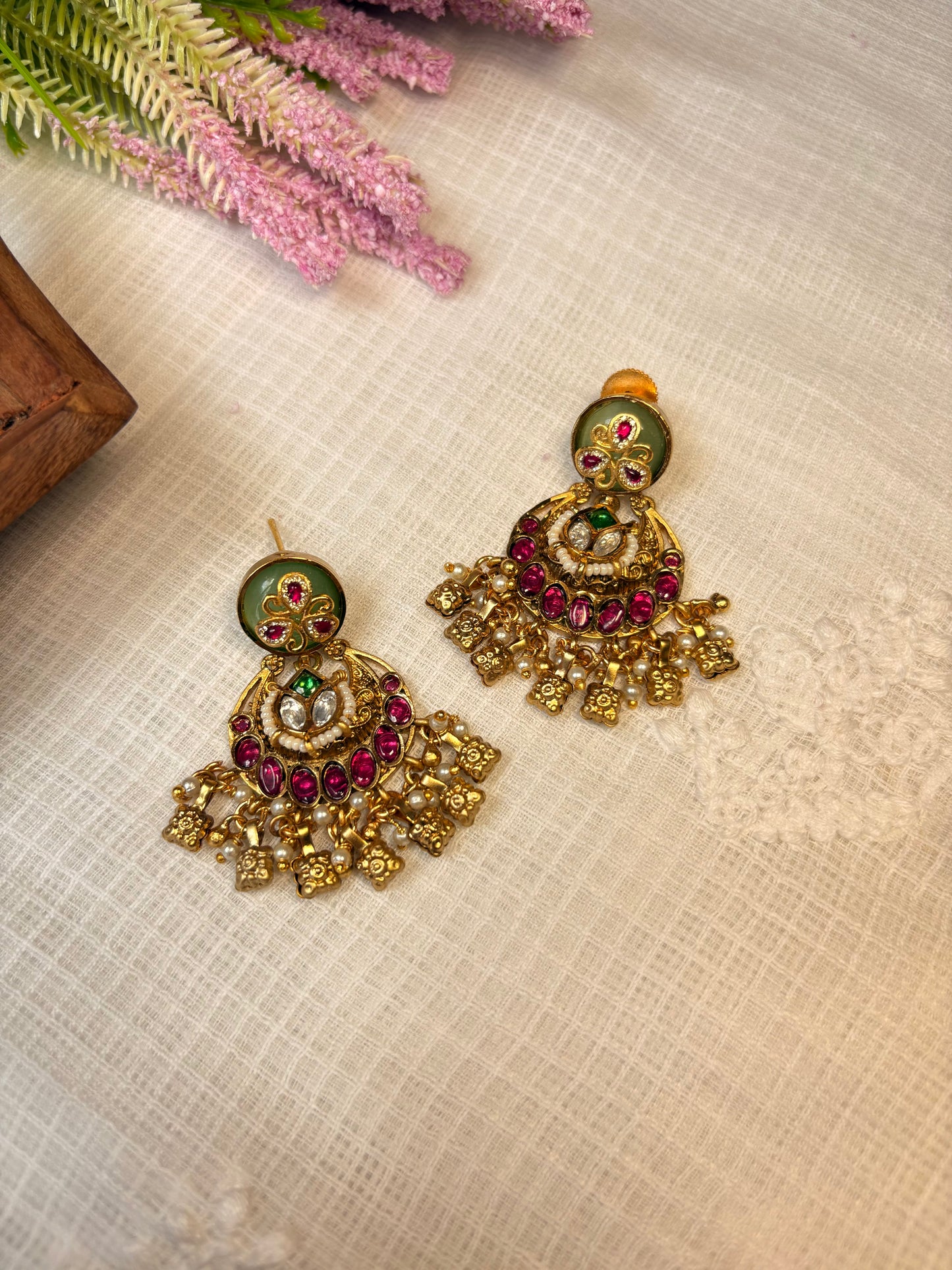 Roohi jhumki