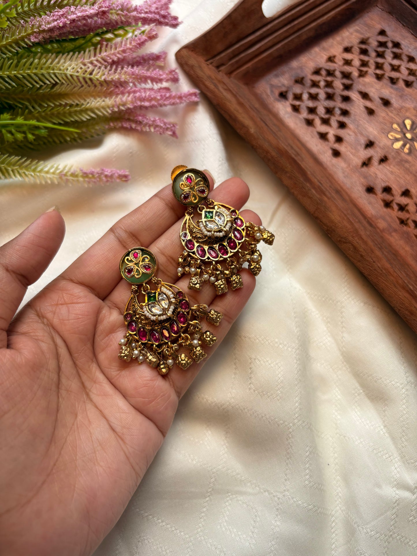 Roohi jhumki