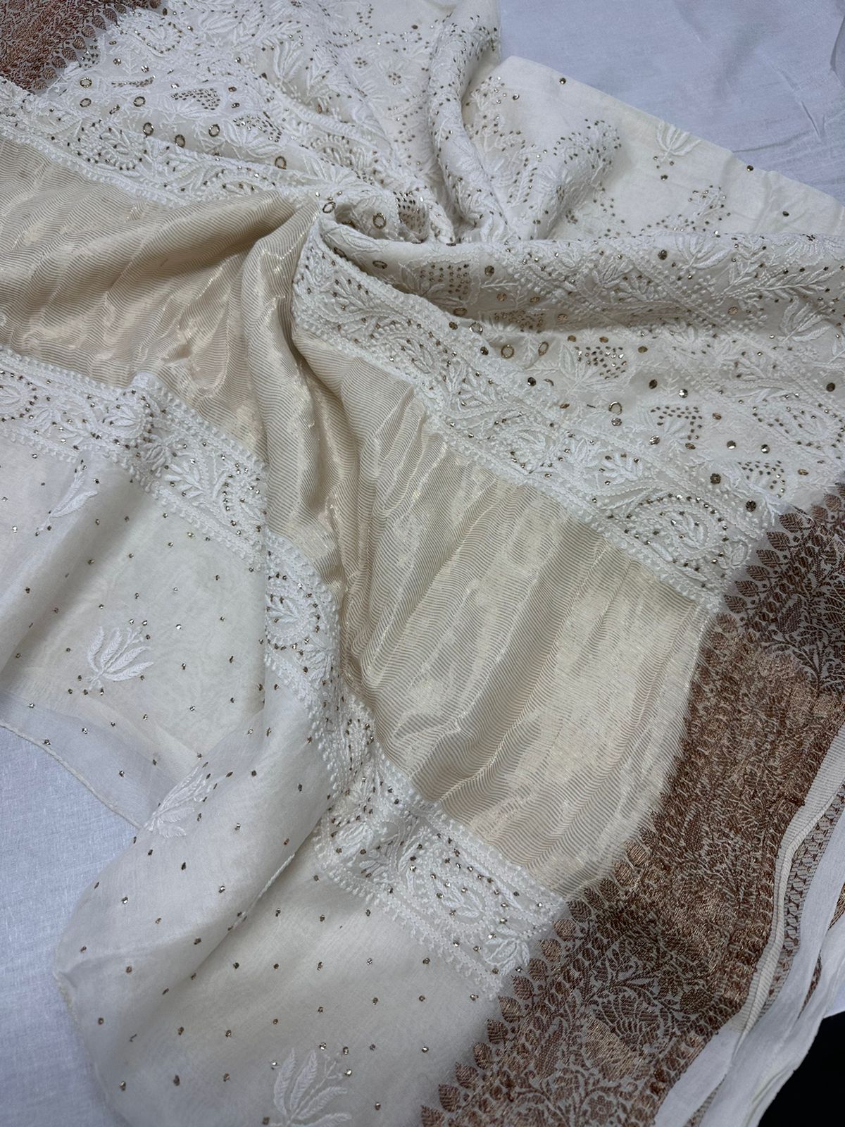 Maheshwari silk Chikankari saree