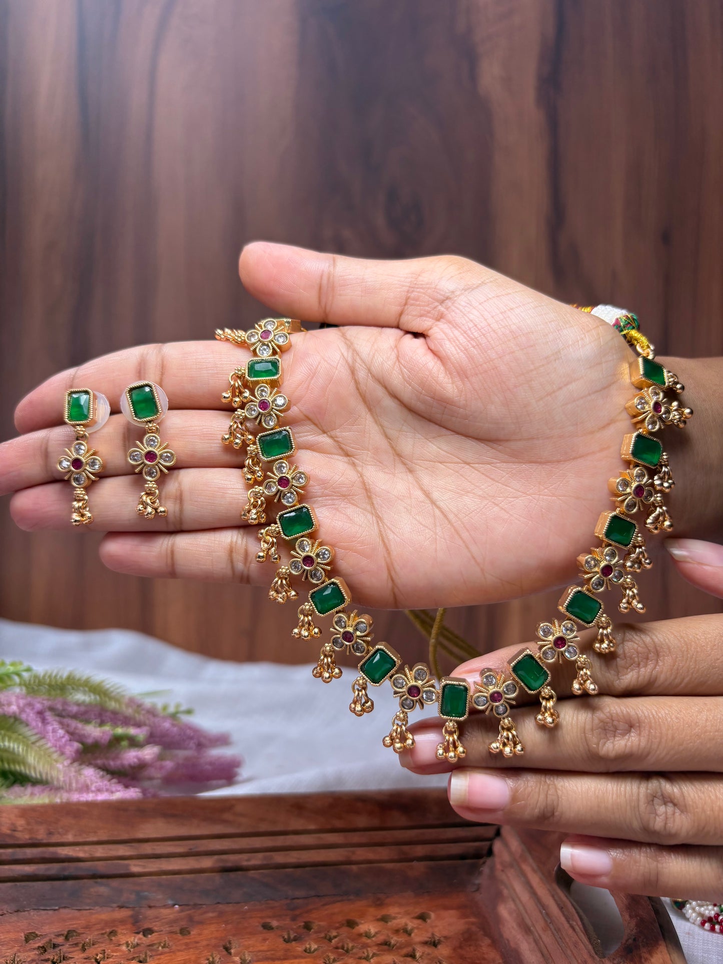 Vanya necklace